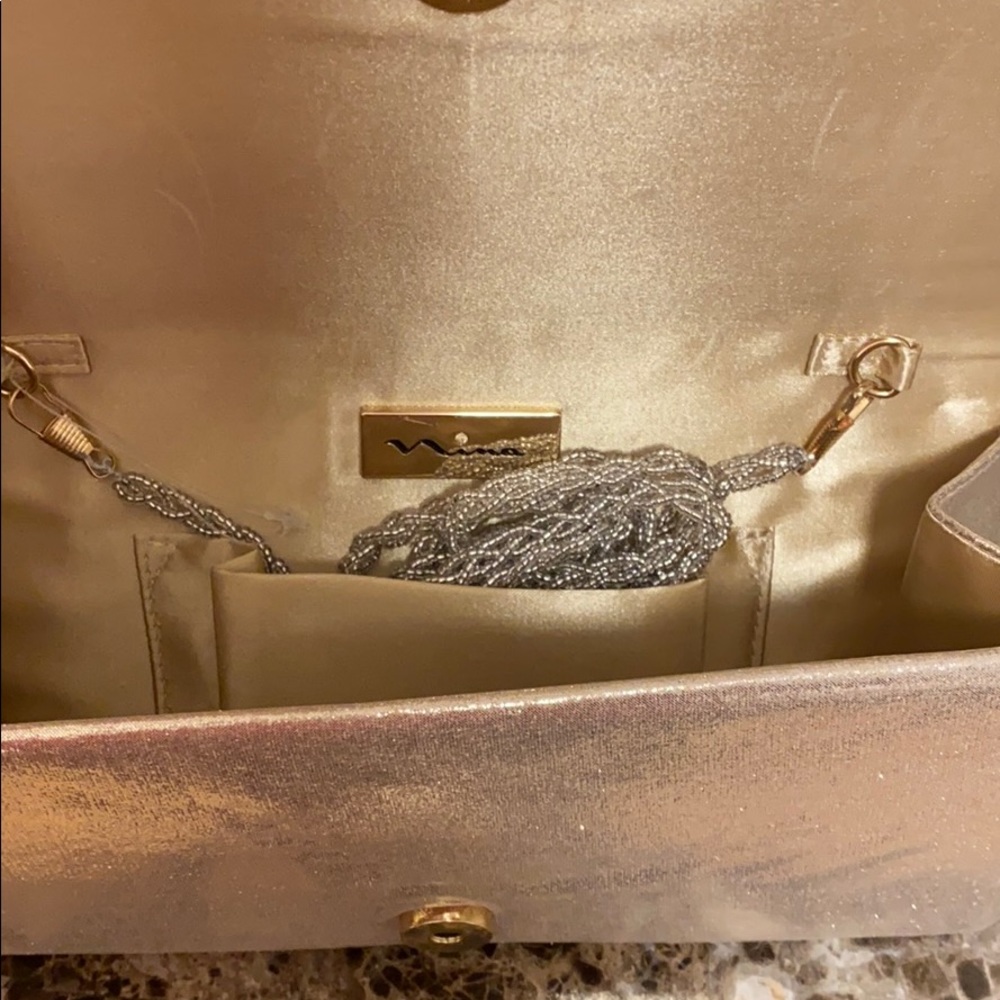 Purse - Picture 2 of 3